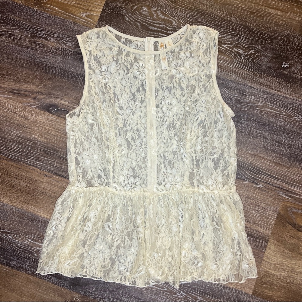 Adiva Women's Bell Sleeveless Eyelet Lace Sheer ScallopedTop Ivory White Size L